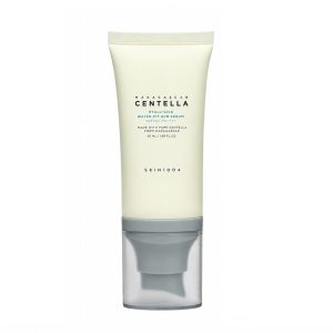 کرم ضد آفتاب بدون رنگ سنتلا، 50 SPF، مدل 1004، مناسب پوست حساس، نرمال و خشک و حجم 50 میلی‌لیتر، محافظت کننده در برابر اشعه UVA و UVB، بدون تست حیوانی، ++++PA، آبرسان، ضد التهاب، با ماندگاری 3 ساعته